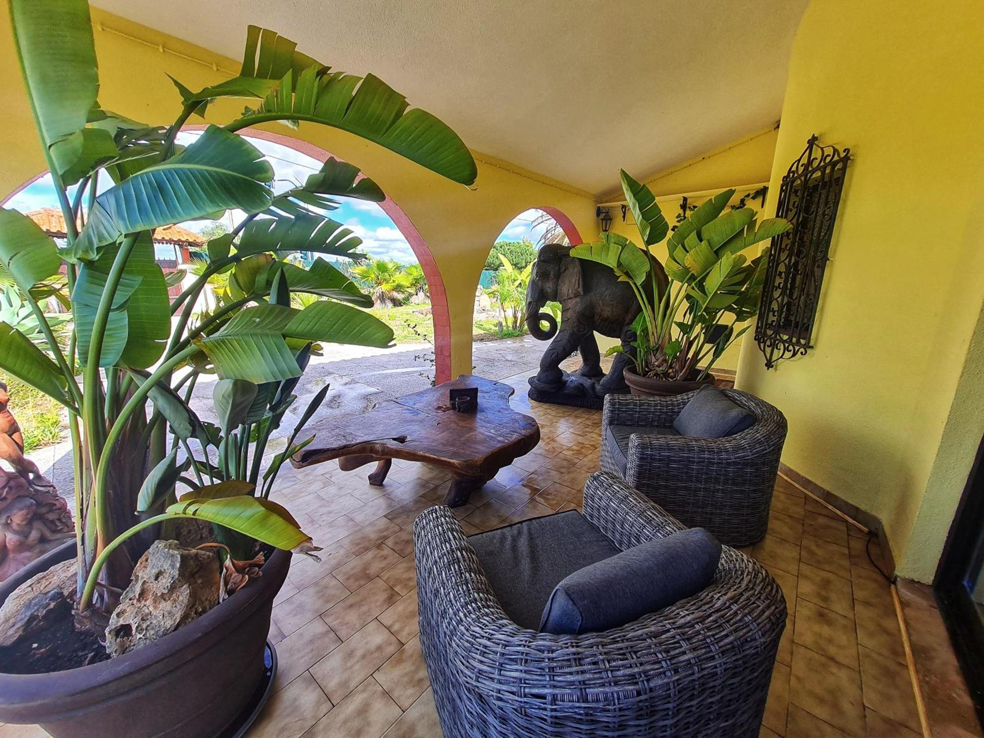 Villa Paraiso - Naturism Optional Adults Only Porches  Habitación foto